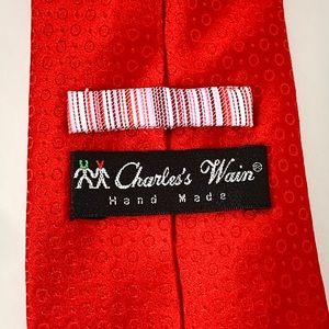 Charles's Wain Mens's Red Silk Tie-Hans Made